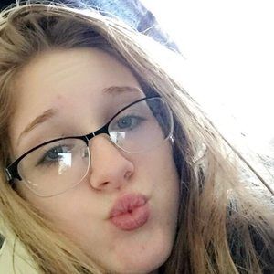 Meet your Posher, Chyler